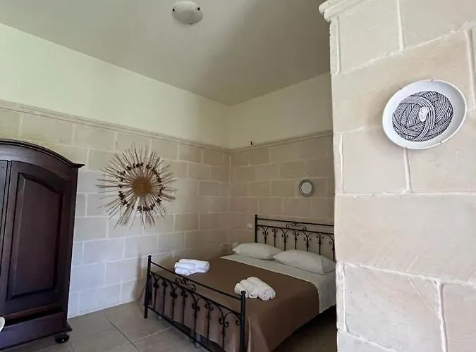 Masseria Tumara And * אוטרנטו