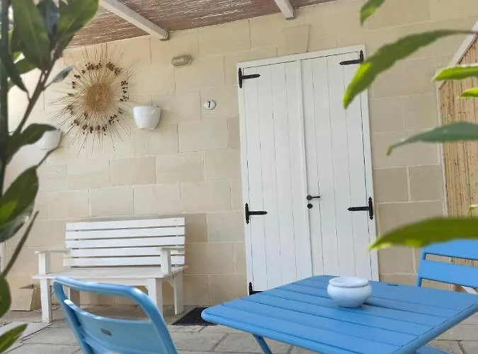 Masseria Tumara And בית חווה