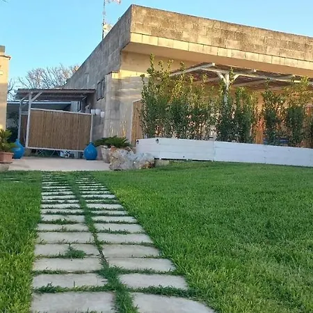 Masseria Tumara And Vakantieboerderij *