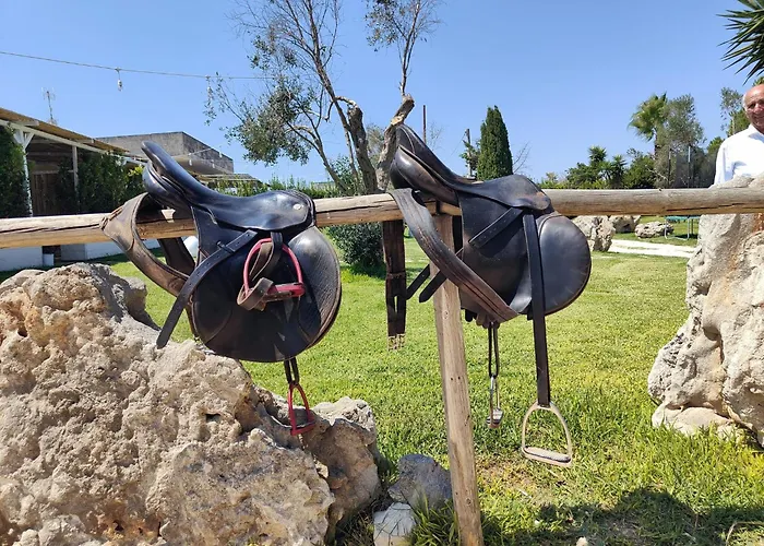 Masseria Tumara And * 奥特朗托